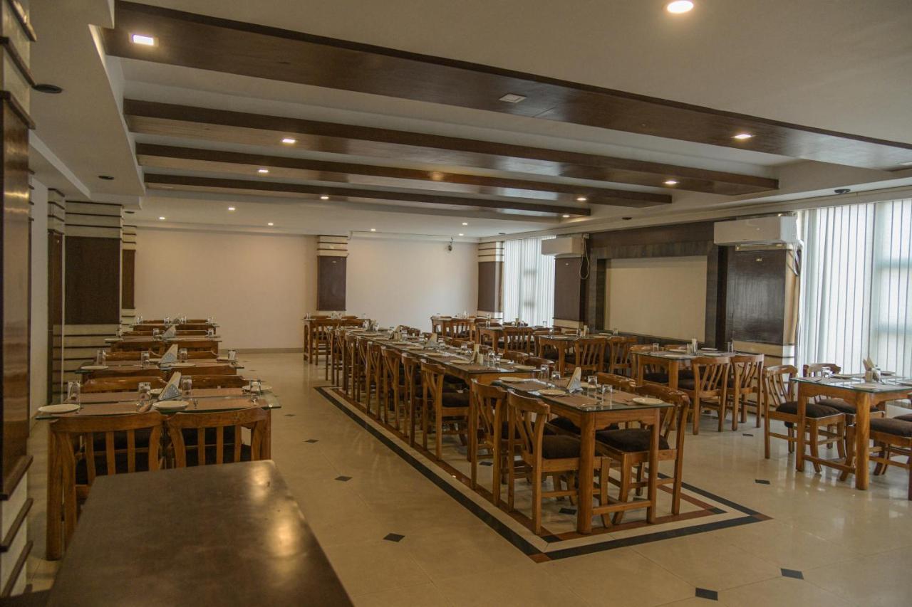 Hotel Earl Grey Jorhat Exterior photo