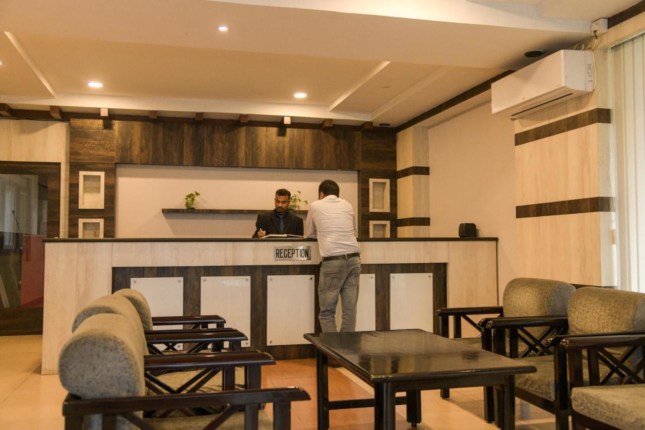 Hotel Earl Grey Jorhat Exterior photo