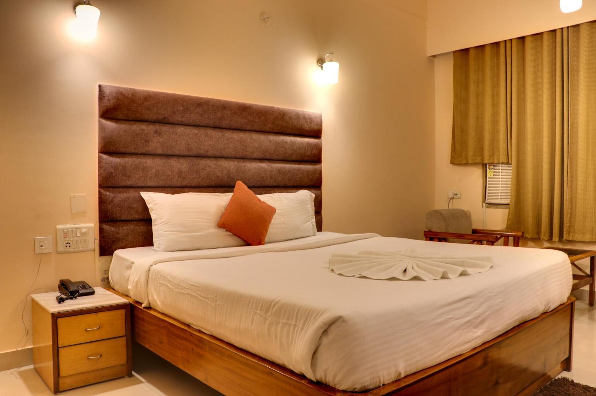 Hotel Earl Grey Jorhat Exterior photo