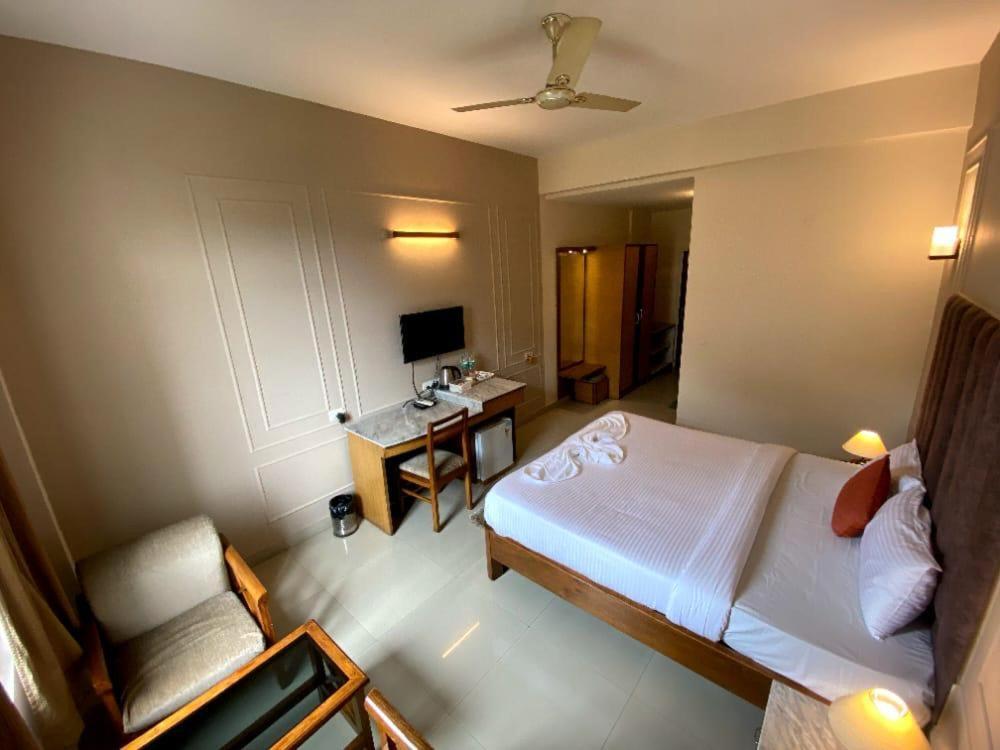 Hotel Earl Grey Jorhat Exterior photo